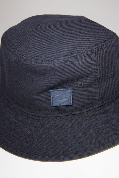 COTTON BUCKET HAT